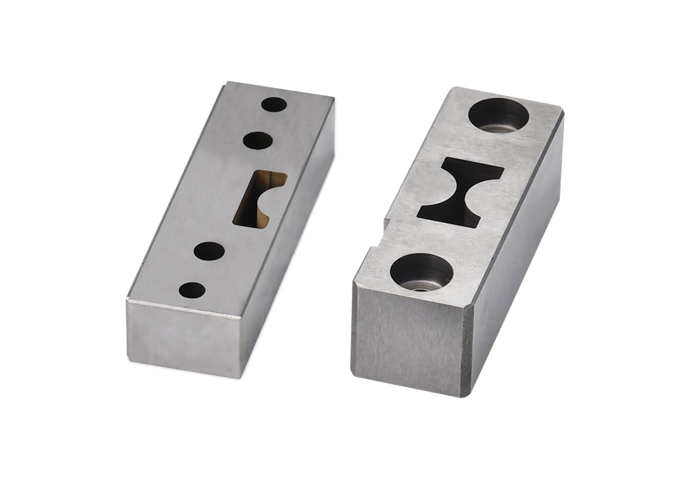 Precision tungsten steel electrode piece/electrode lug cutter for lithium battery